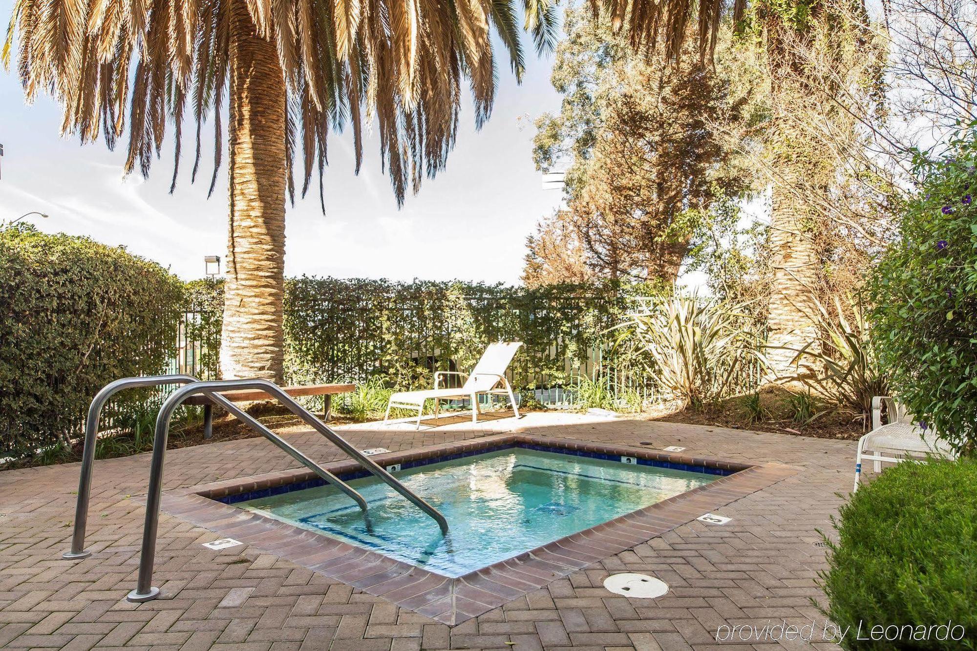 Quality & Wine Country Hotel 3*